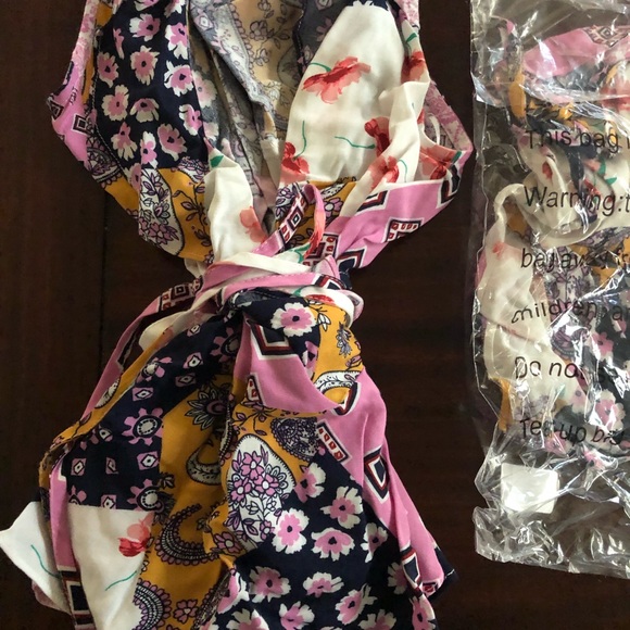 NWT patchwork wrap tank - Picture 7 of 8